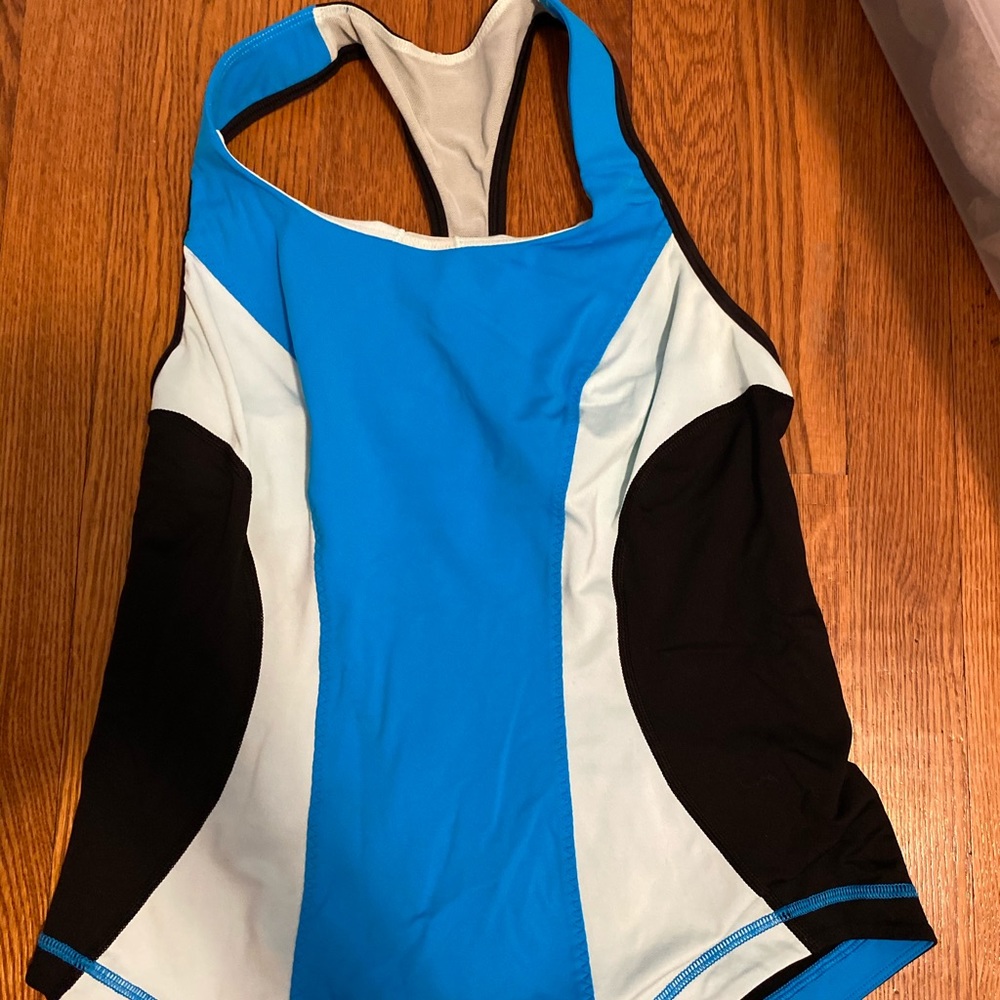 Lulu tank top
